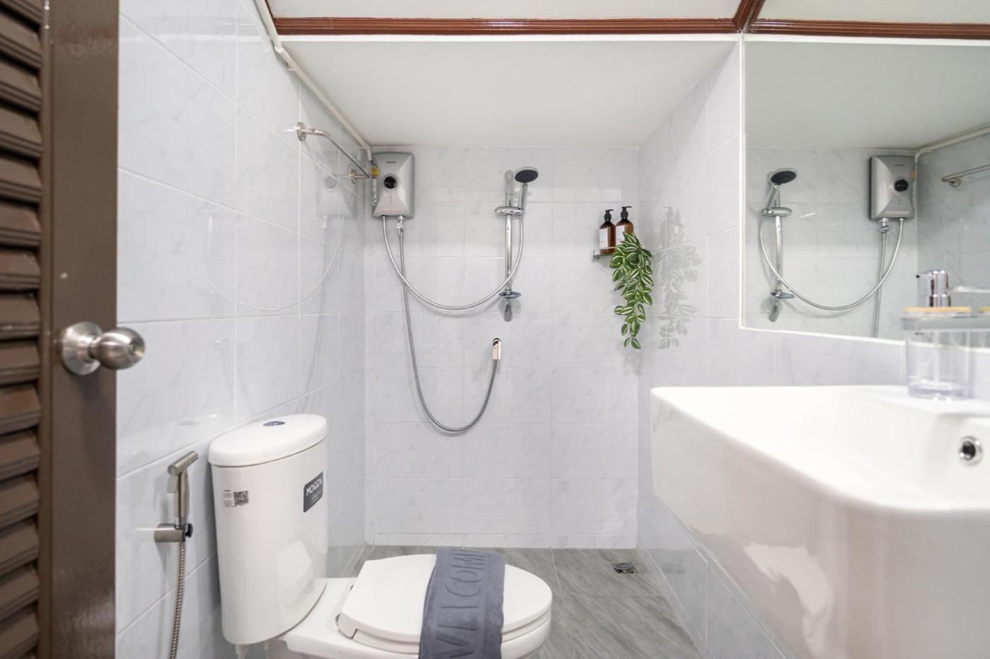 Miq Hk16-3br Ratchada-huaykwang Mrt With Pool Table Near Jodd Fair * Bangkok
