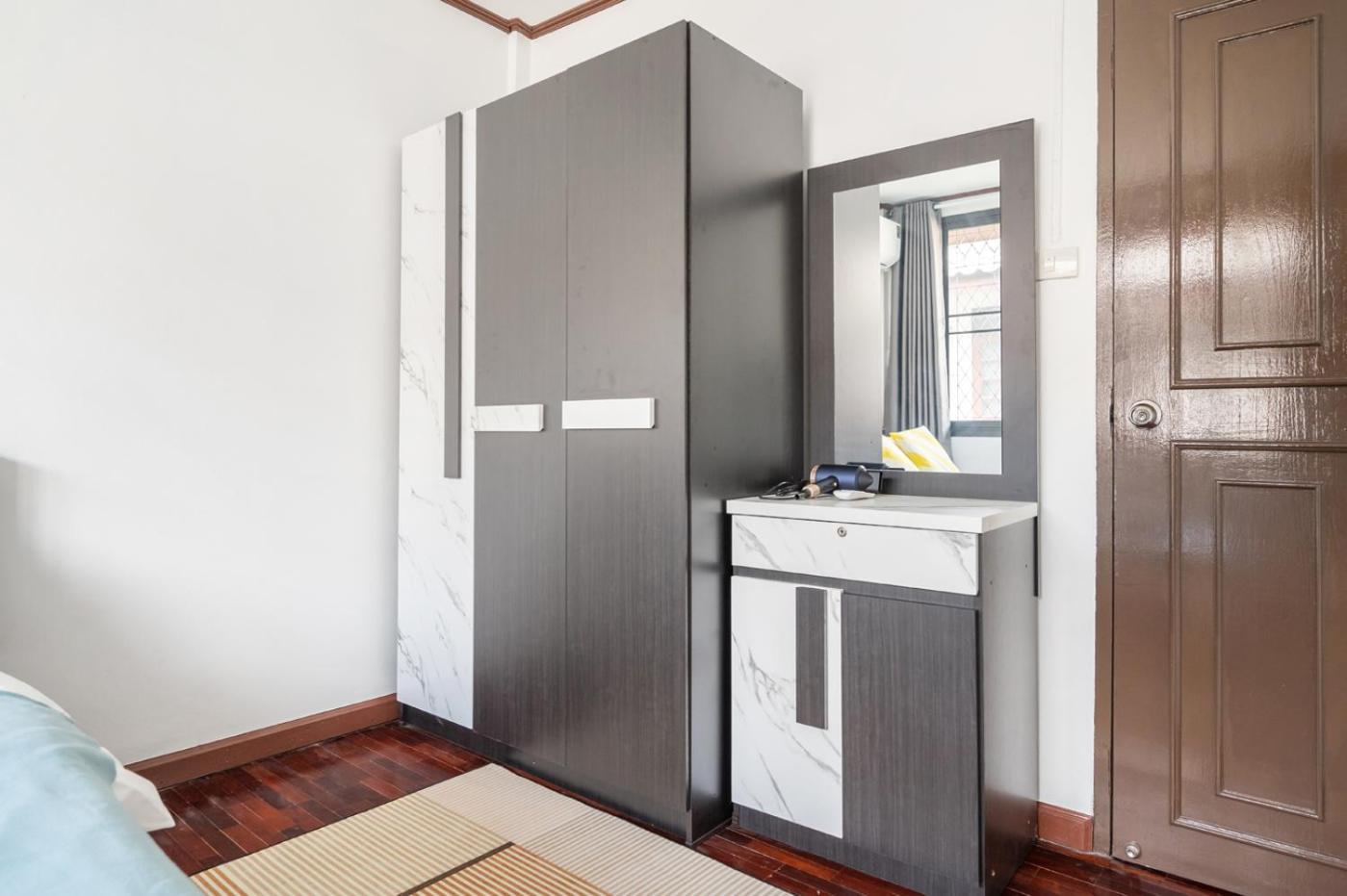 Miq Hk16-3br Ratchada-huaykwang Mrt With Pool Table Near Jodd Fair Villa *