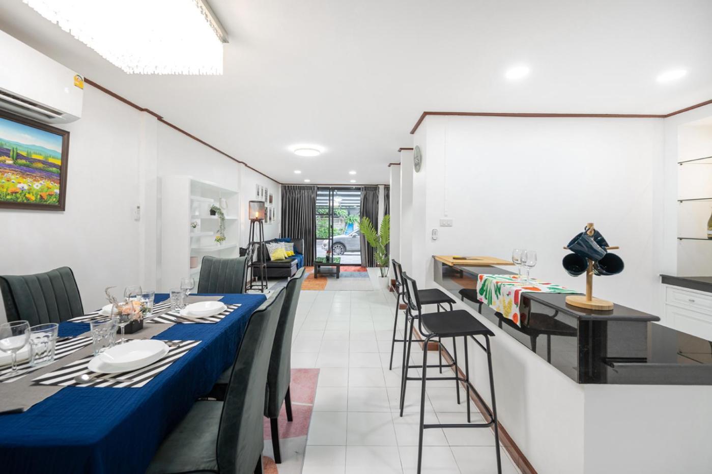 Villa Miq Hk16-3br Ratchada-huaykwang Mrt With Pool Table Near Jodd Fair Bangkok