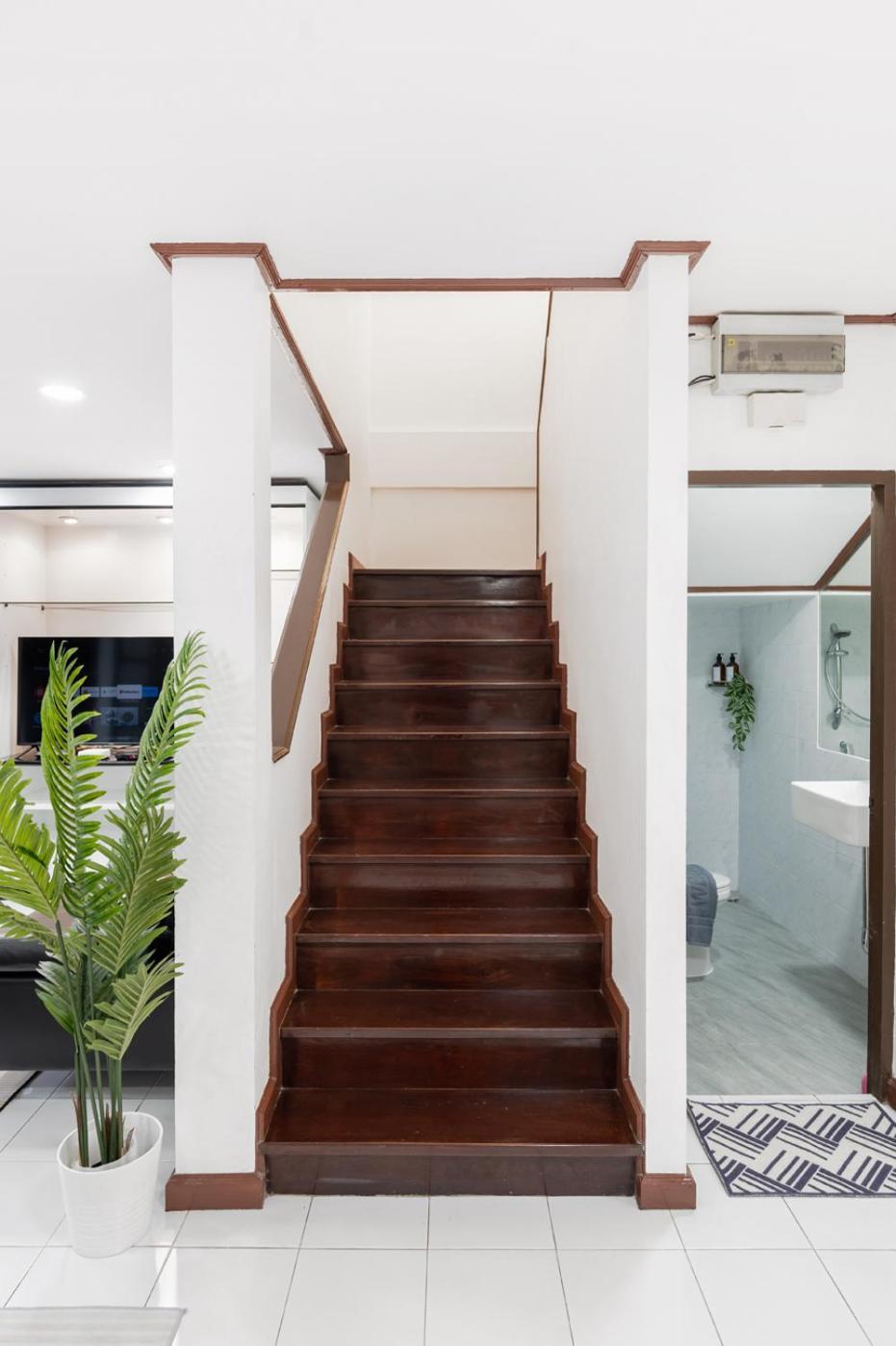 Miq Hk16-3br Ratchada-huaykwang Mrt With Pool Table Near Jodd Fair * Bangkok