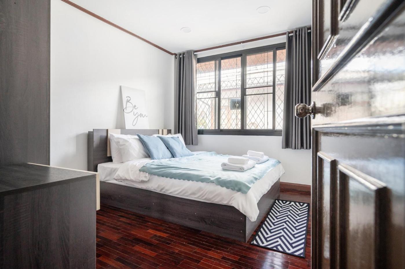 Villa Miq Hk16-3br Ratchada-huaykwang Mrt With Pool Table Near Jodd Fair *
