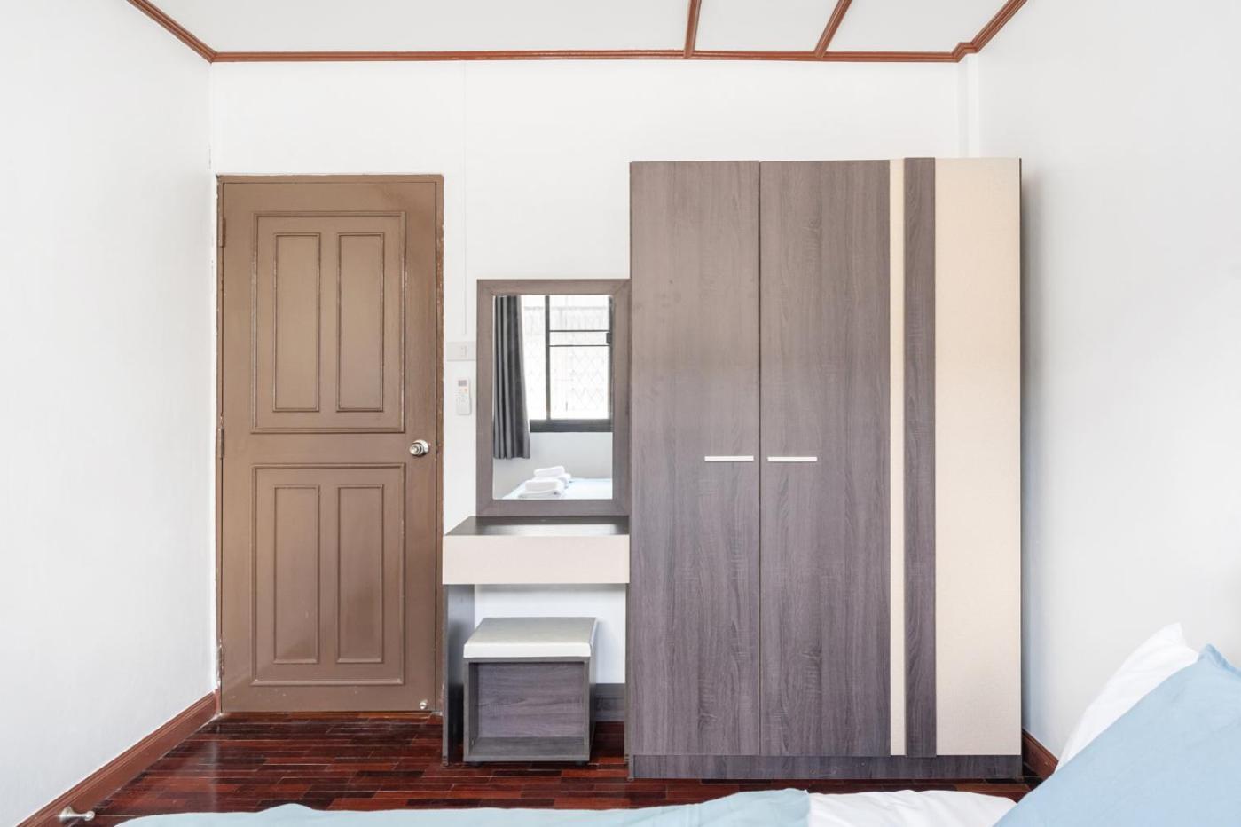 Miq Hk16-3br Ratchada-huaykwang Mrt With Pool Table Near Jodd Fair