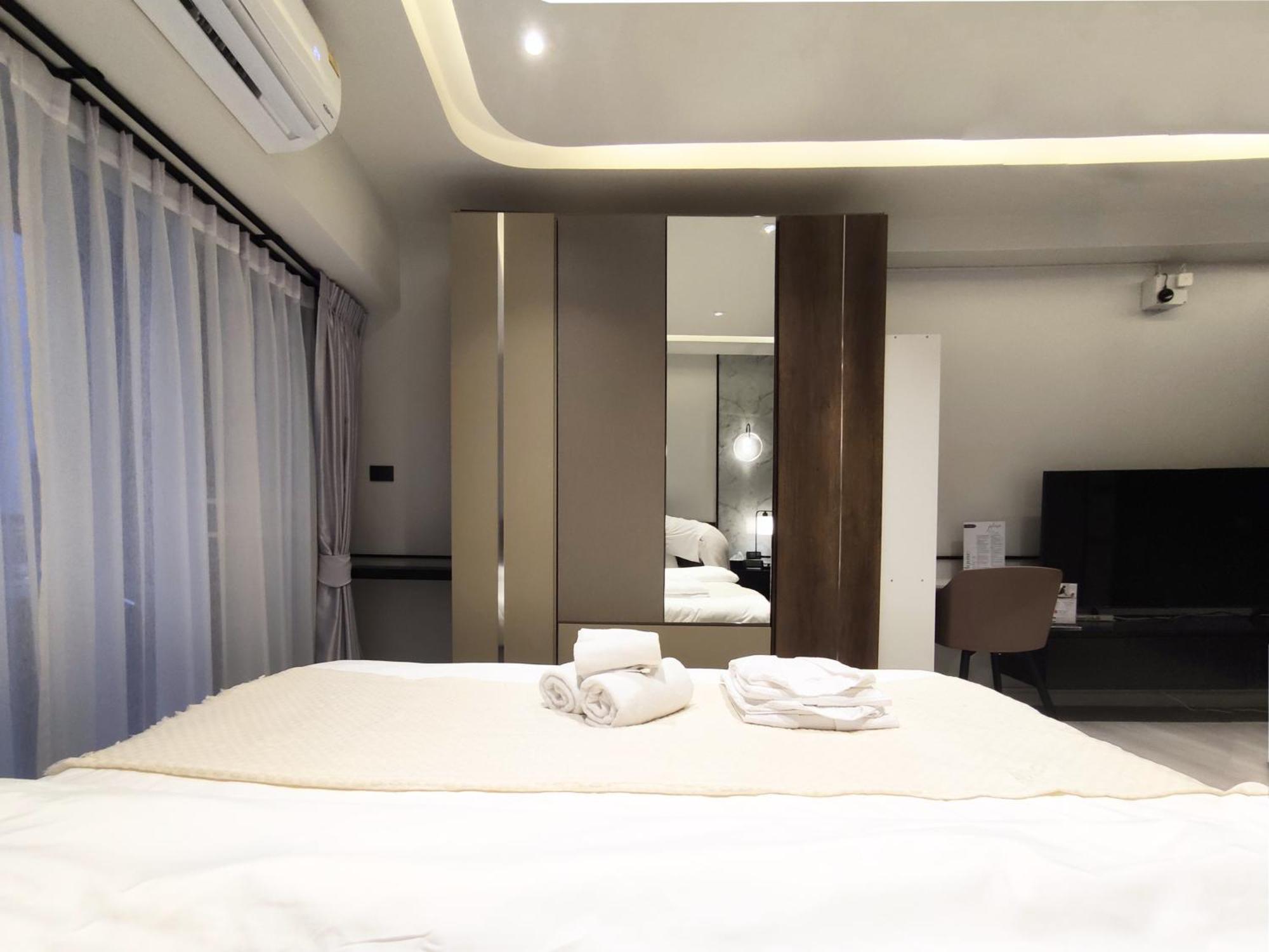 Luxe Design L Wellness & Tropical Retreat L No Fee