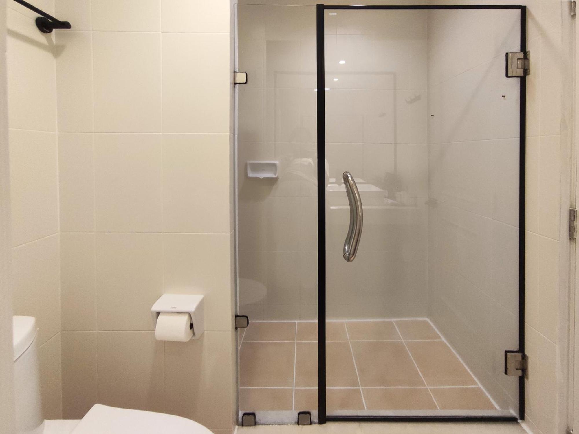 Luxe Design L Wellness & Tropical Retreat L No Fee Apartment