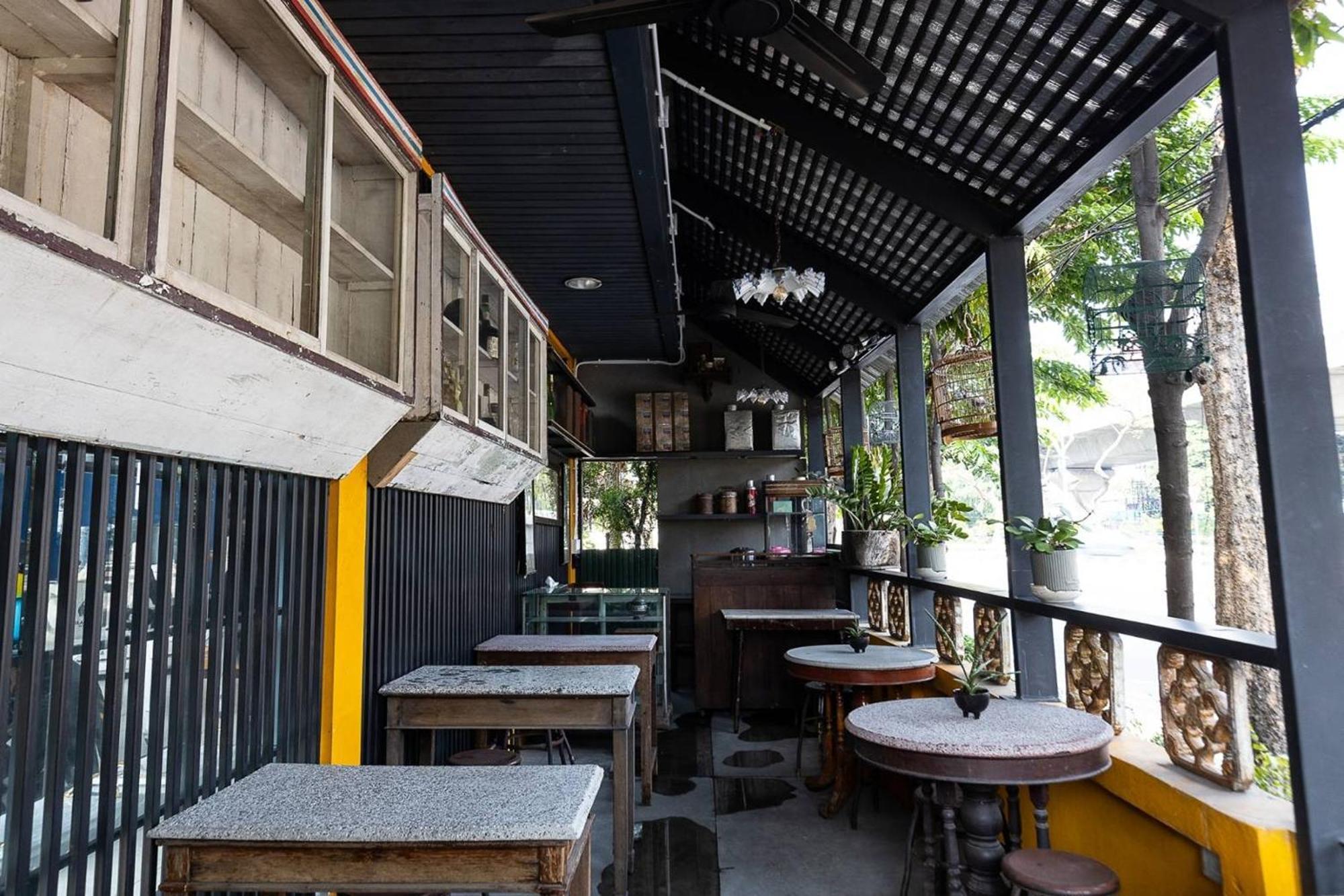 Orange Ostello Bangkok