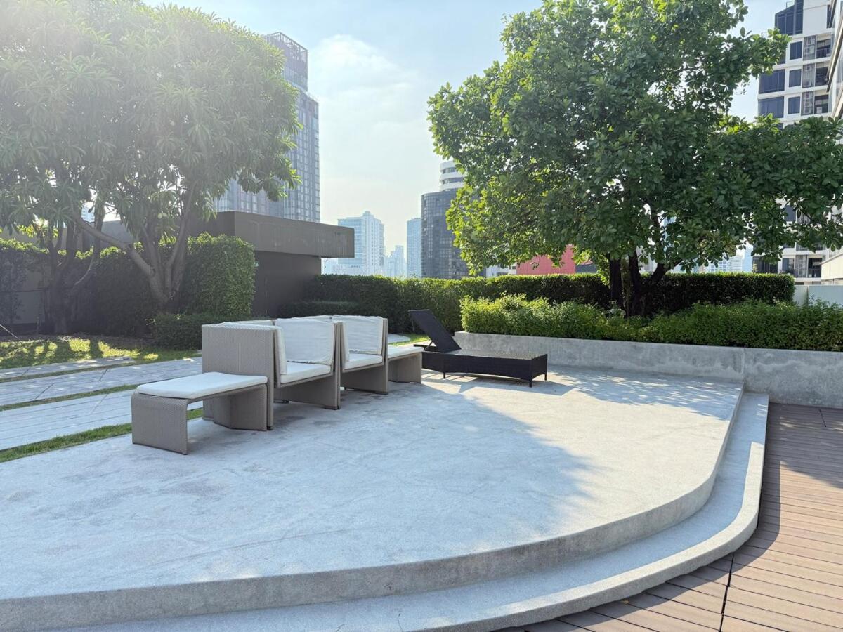 Luxe With Pool, Gym, Sauna Apartment