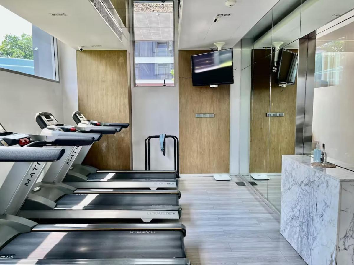 Luxe With Pool, Gym, Sauna Apartment Bangkok