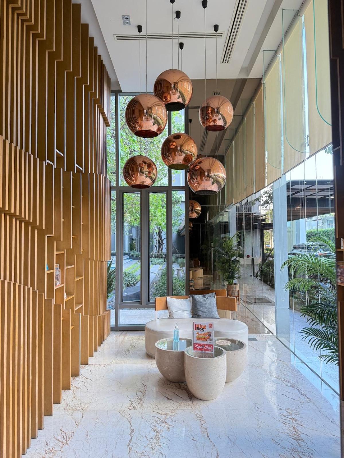 Luxe With Pool, Gym, Sauna Apartment Bangkok