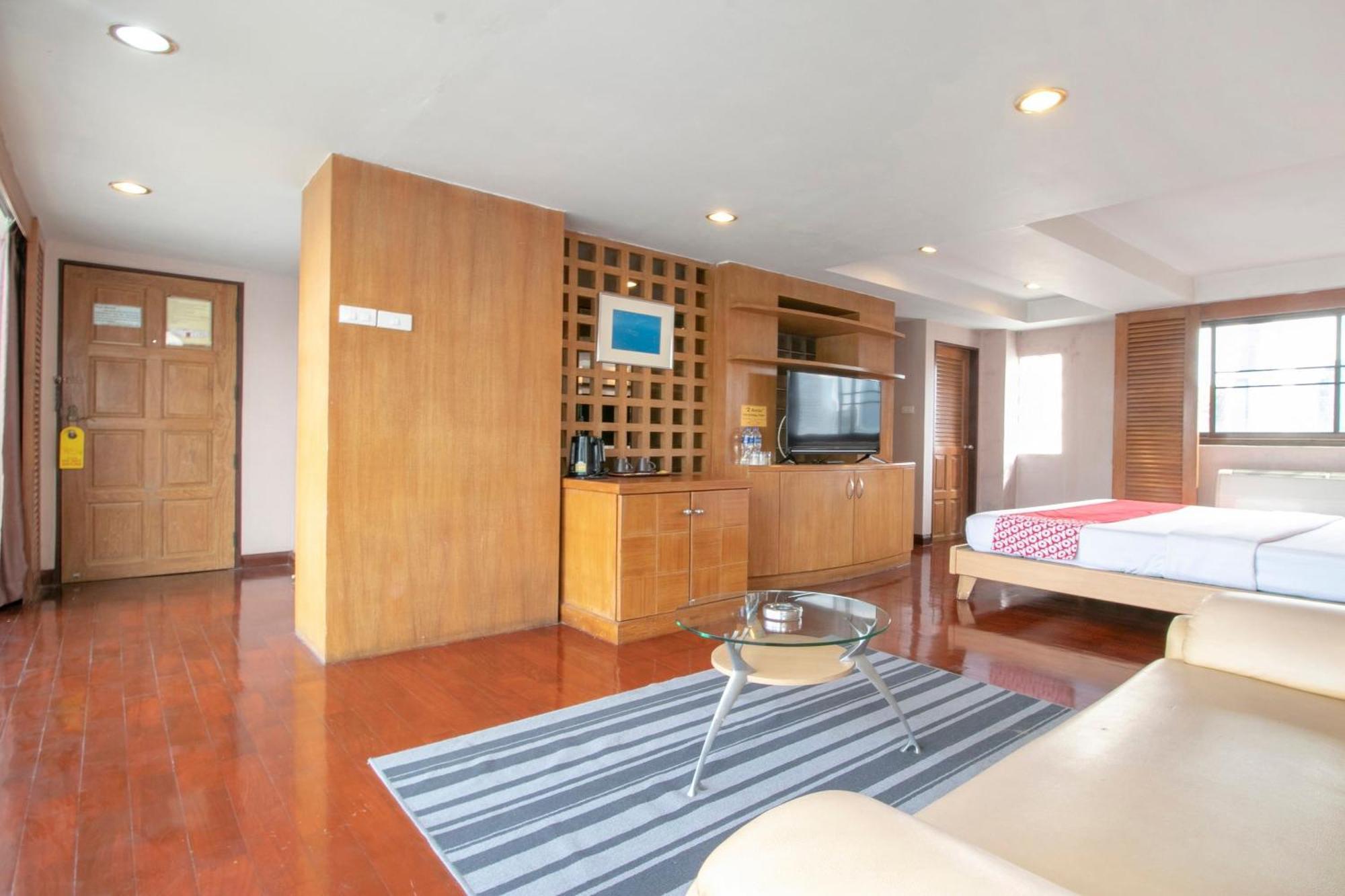 Oyo 75385 Win Long Hotel