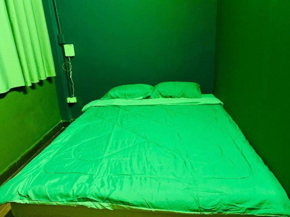 Roxx Social Hostel, Cafe & Bistro Ostello Bangkok