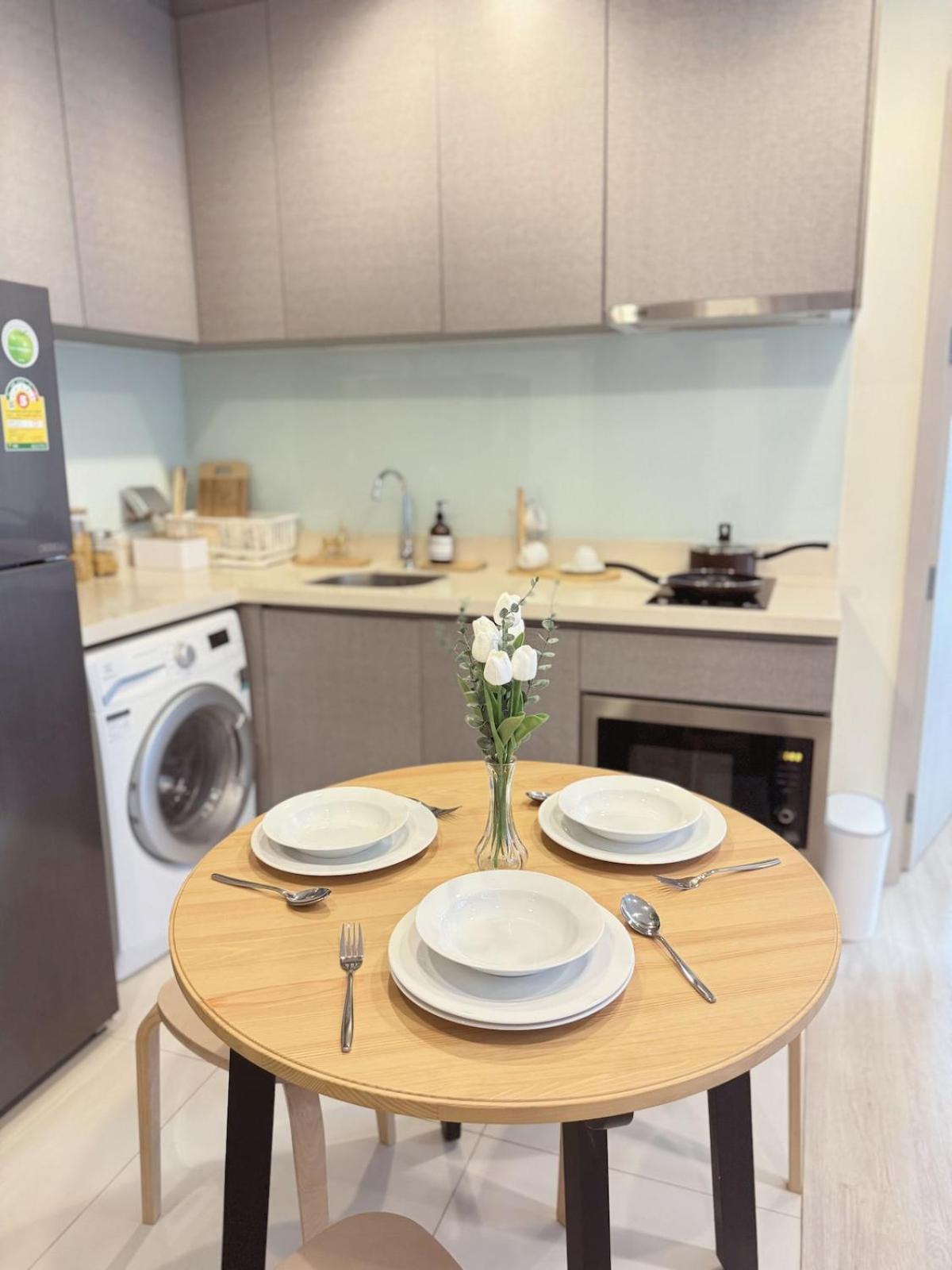 2 Bed 2 Bath Urban Lifestyle 5min Walk Thonglor Bts