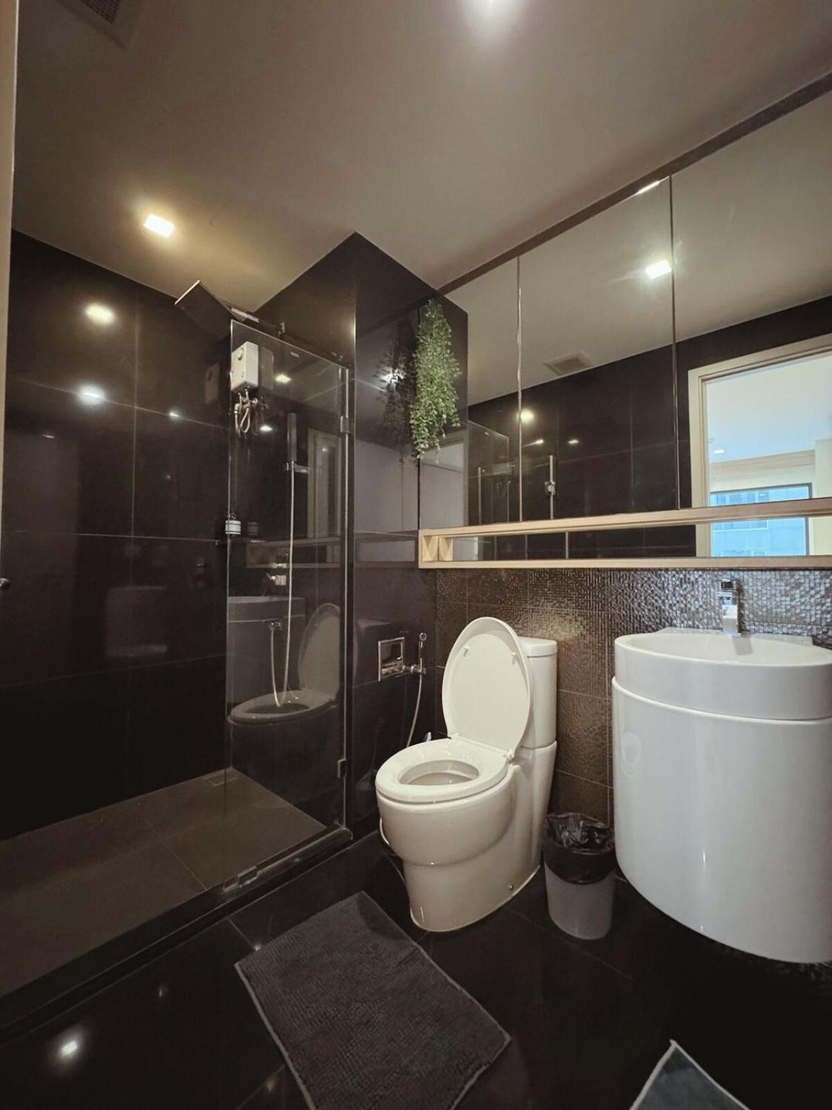 2 Bed 2 Bath Urban Lifestyle 5min Walk Thonglor Bts Apartment Bangkok