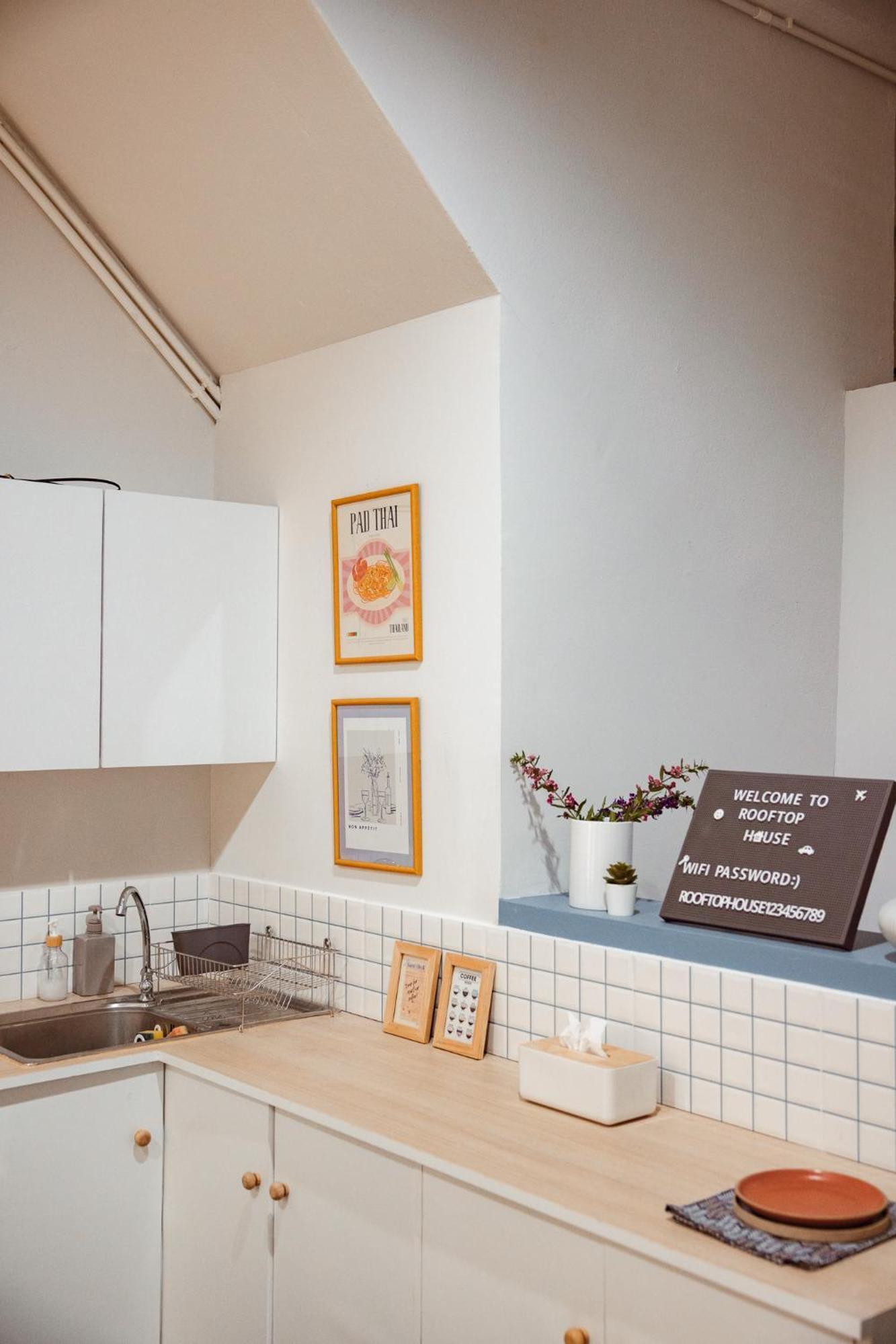Spacious Relaxing Townhouse With Rooftop In Ekamai *