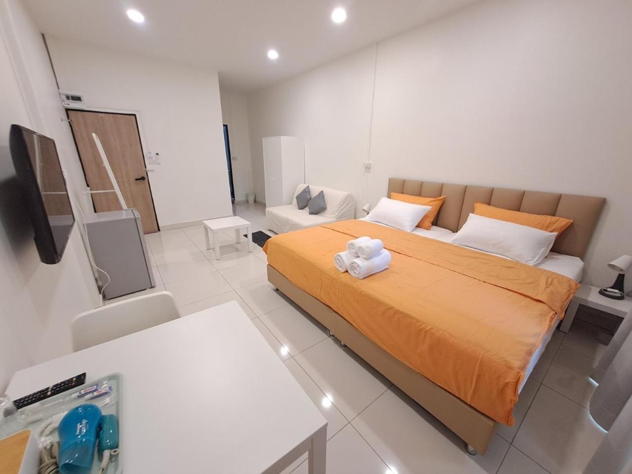 Namasstay Aparthotel