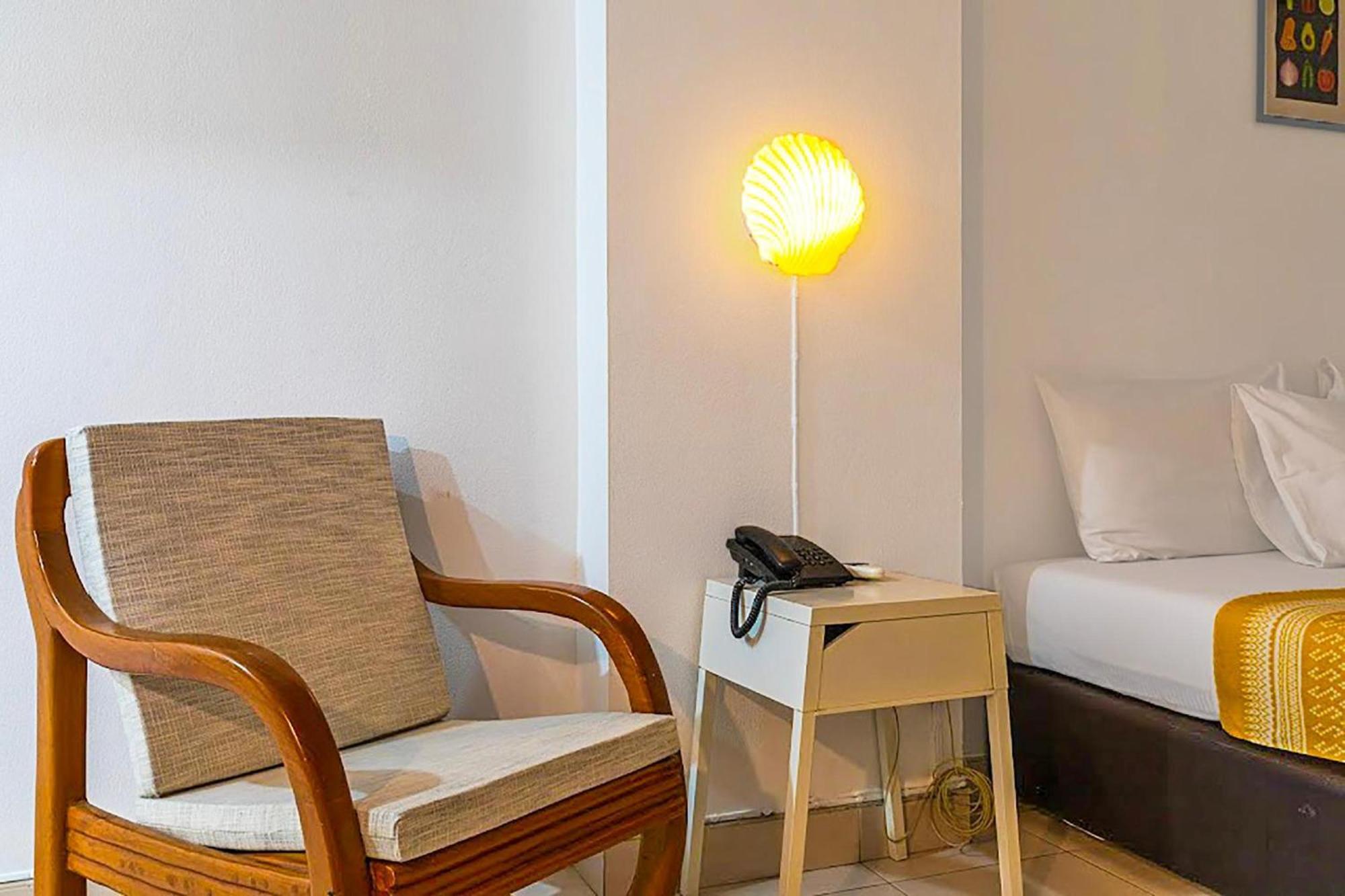 Khách sạn Collection O Howard Square Boutique 3*
