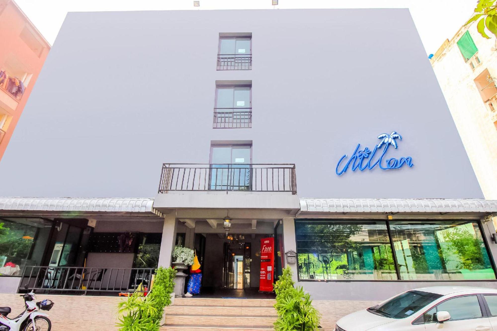 Super Oyo 427 Chill Hotel