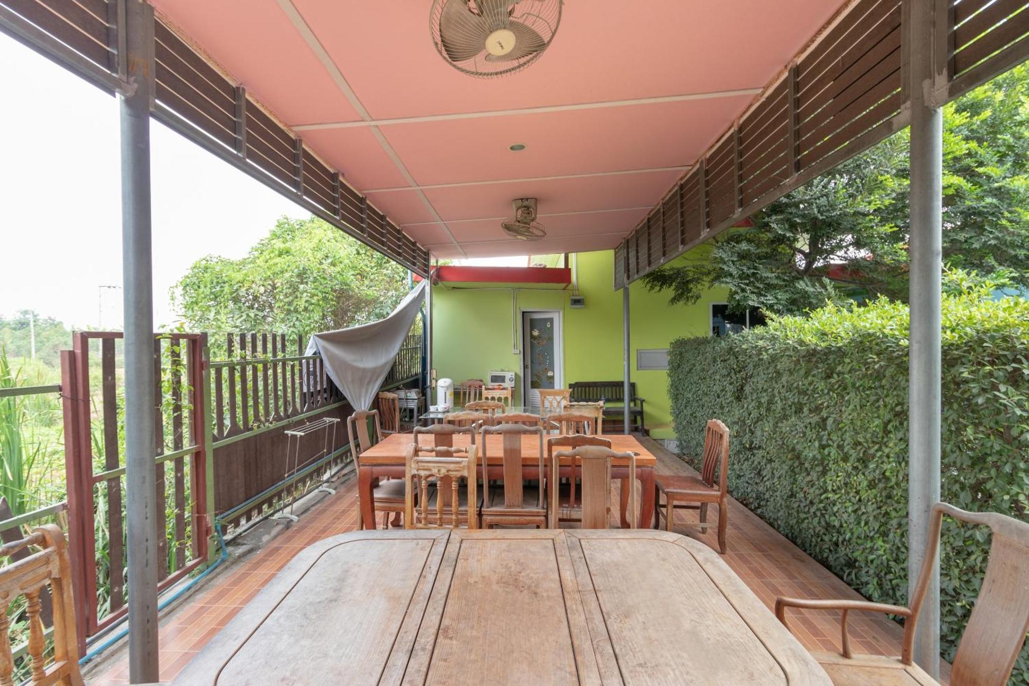 Khách sạn Oyo 644 Pong Pai House