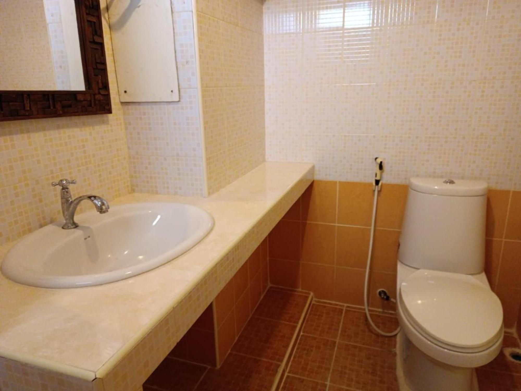 Grandview Condominia Khách sạn Bangkok