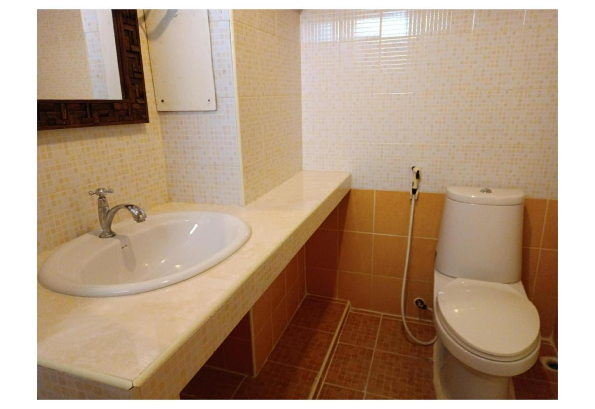 Grandview Condominia Khách sạn