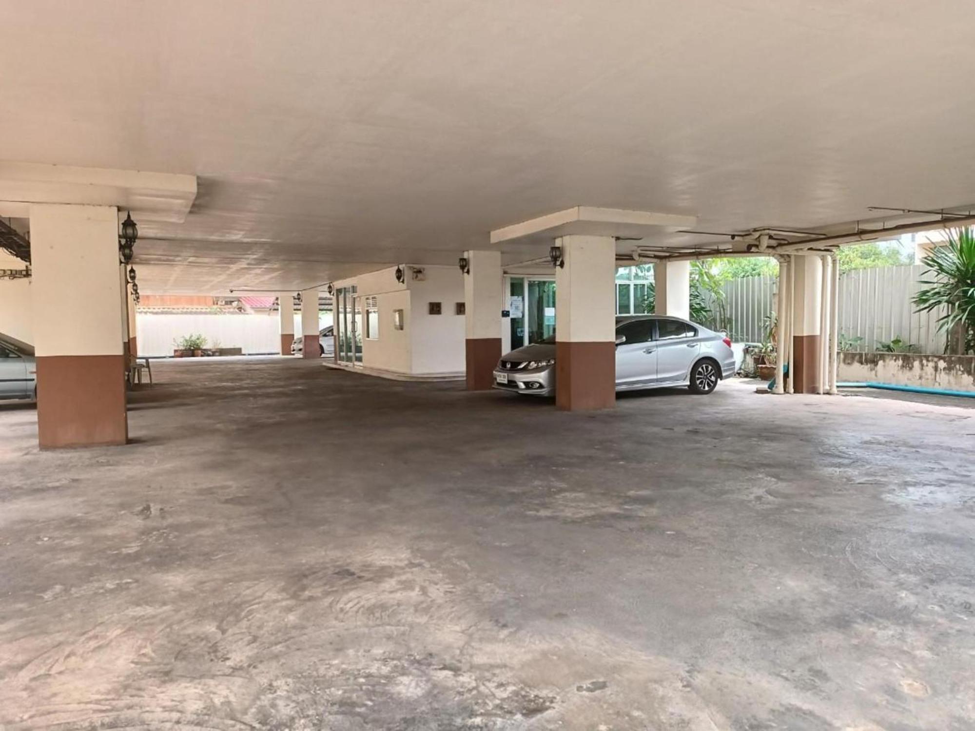 Grandview Condominia Hotel Bangkok