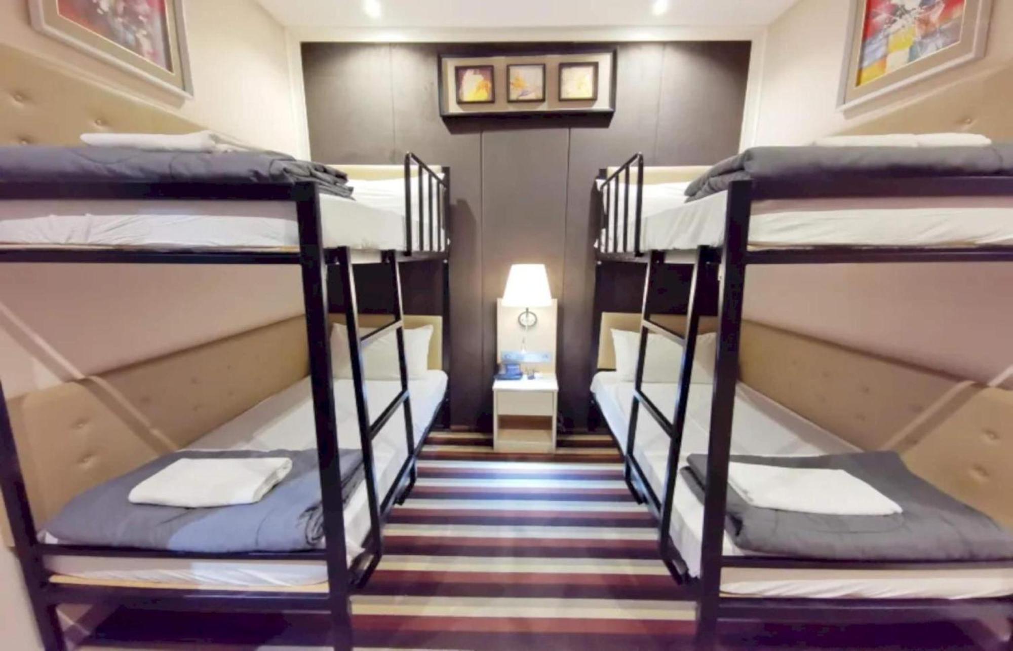 Khách sạn Capital O 75451 Podstel