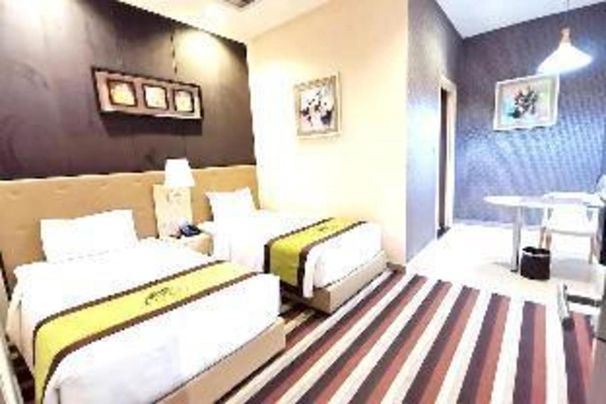Khách sạn Capital O 75451 Podstel 4*