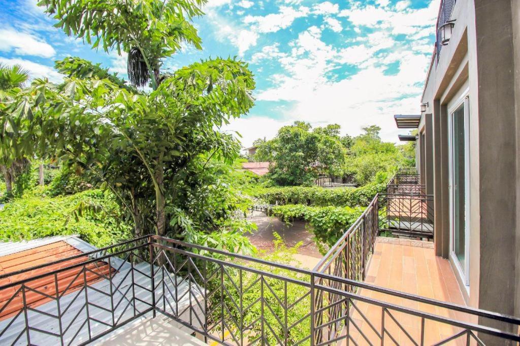 Oyo 271 The Romklao Tempat peranginan 2*
