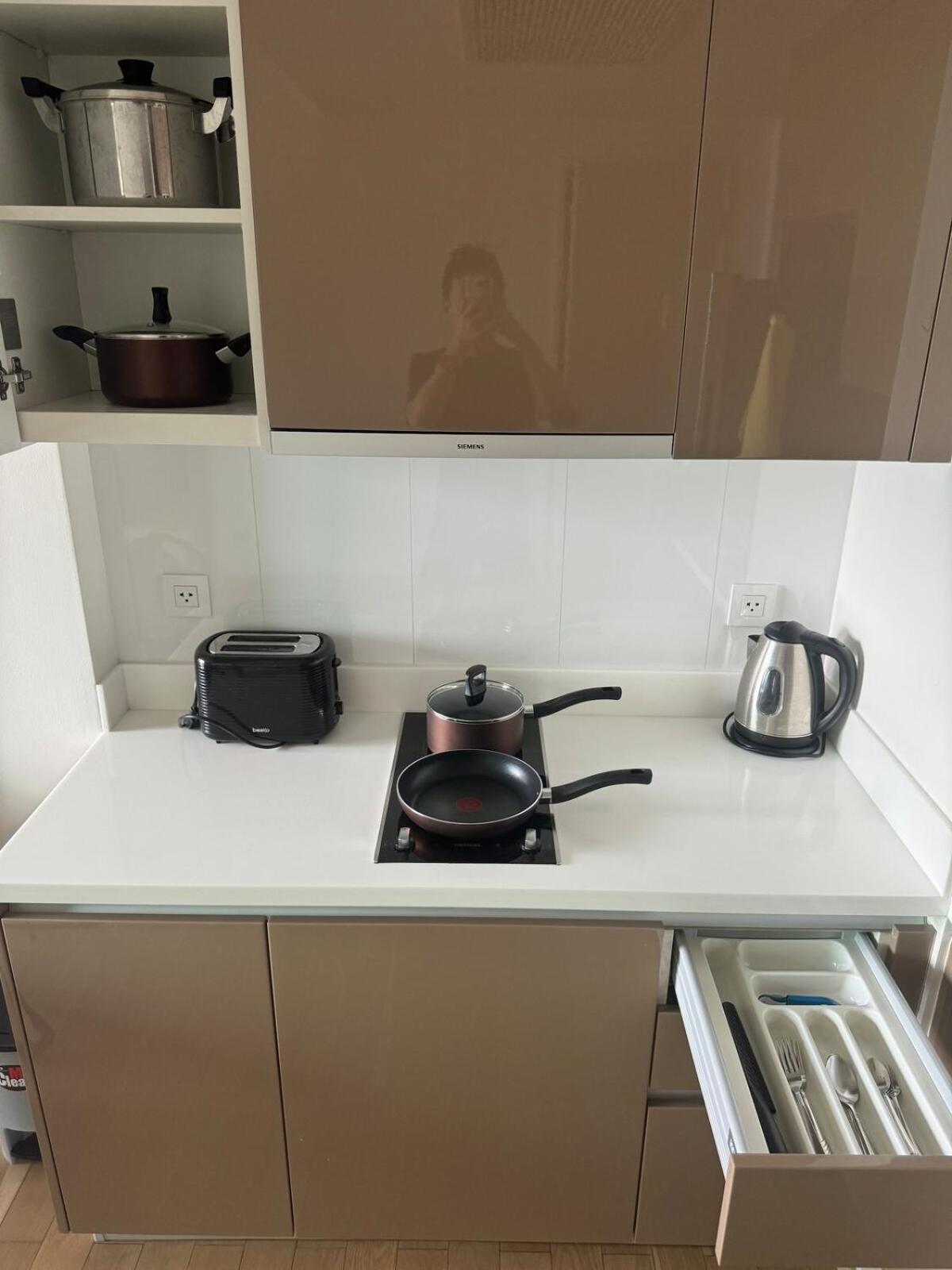 Appartement Siri At S Thonglobts2minswalk Wfh Stylishcentralcozy