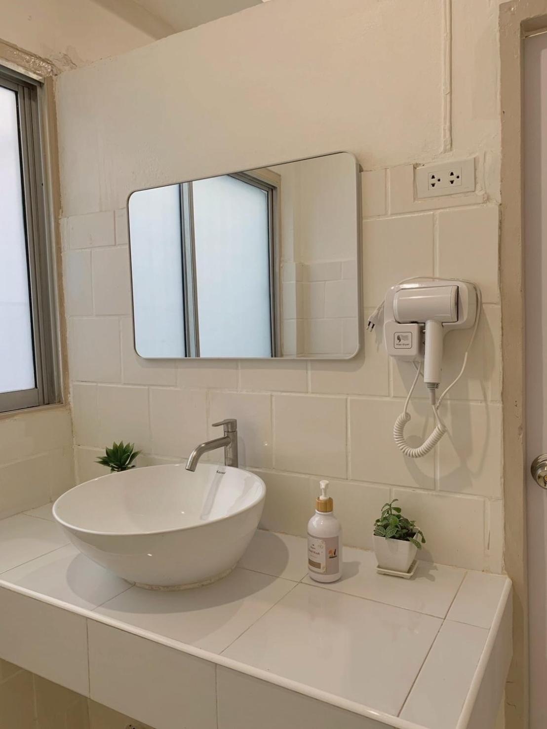 A Townhouse 100m From Bts Bangchak Guest house Bangkok