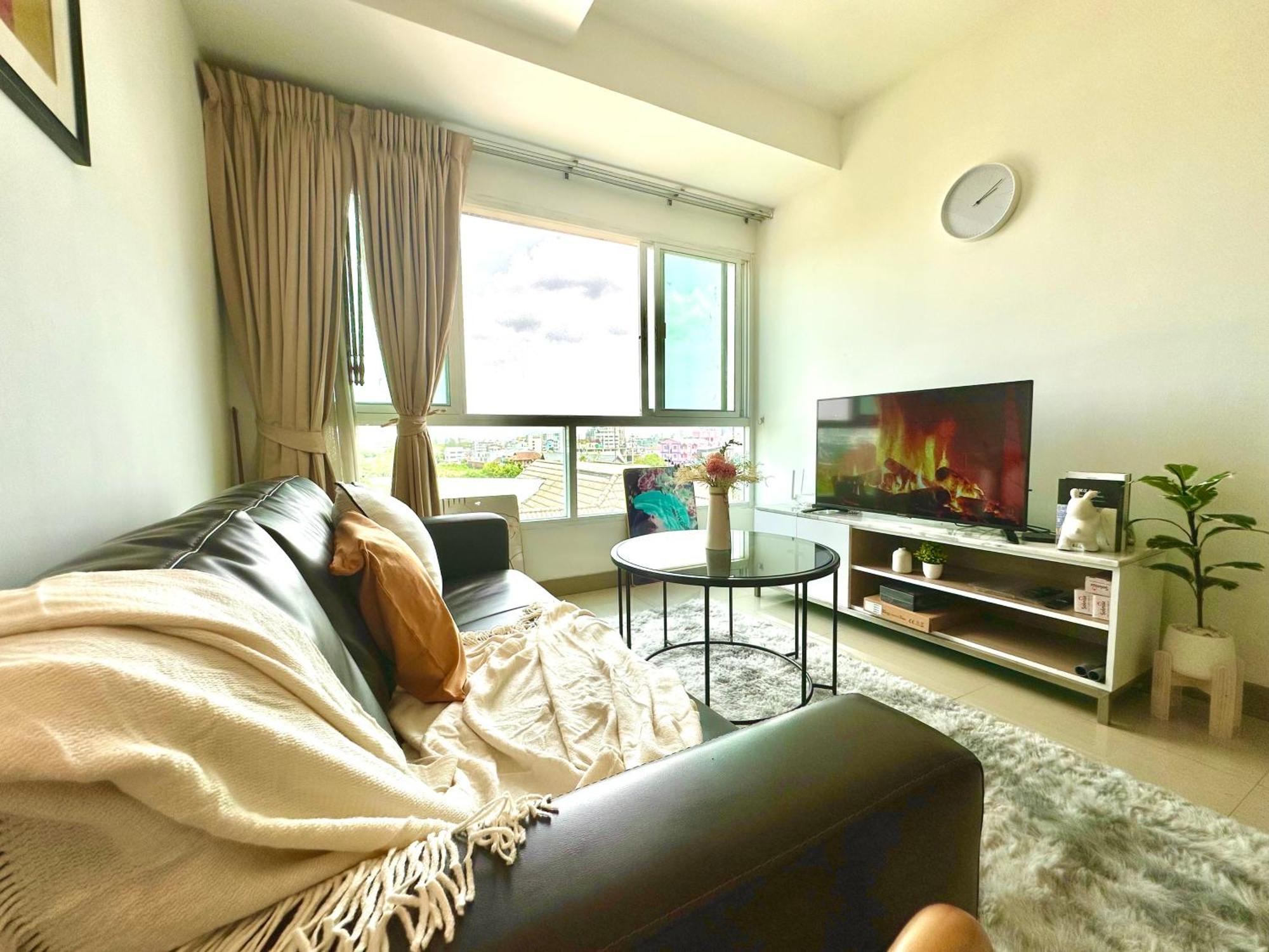 Apartment Cosy 2 Bedrooms Near Ekkamai Bangkok