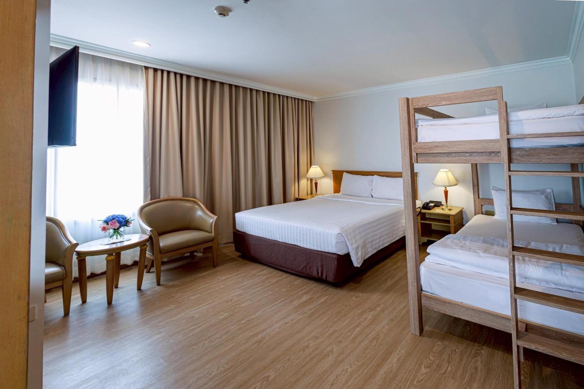 Palace Hotel 4*