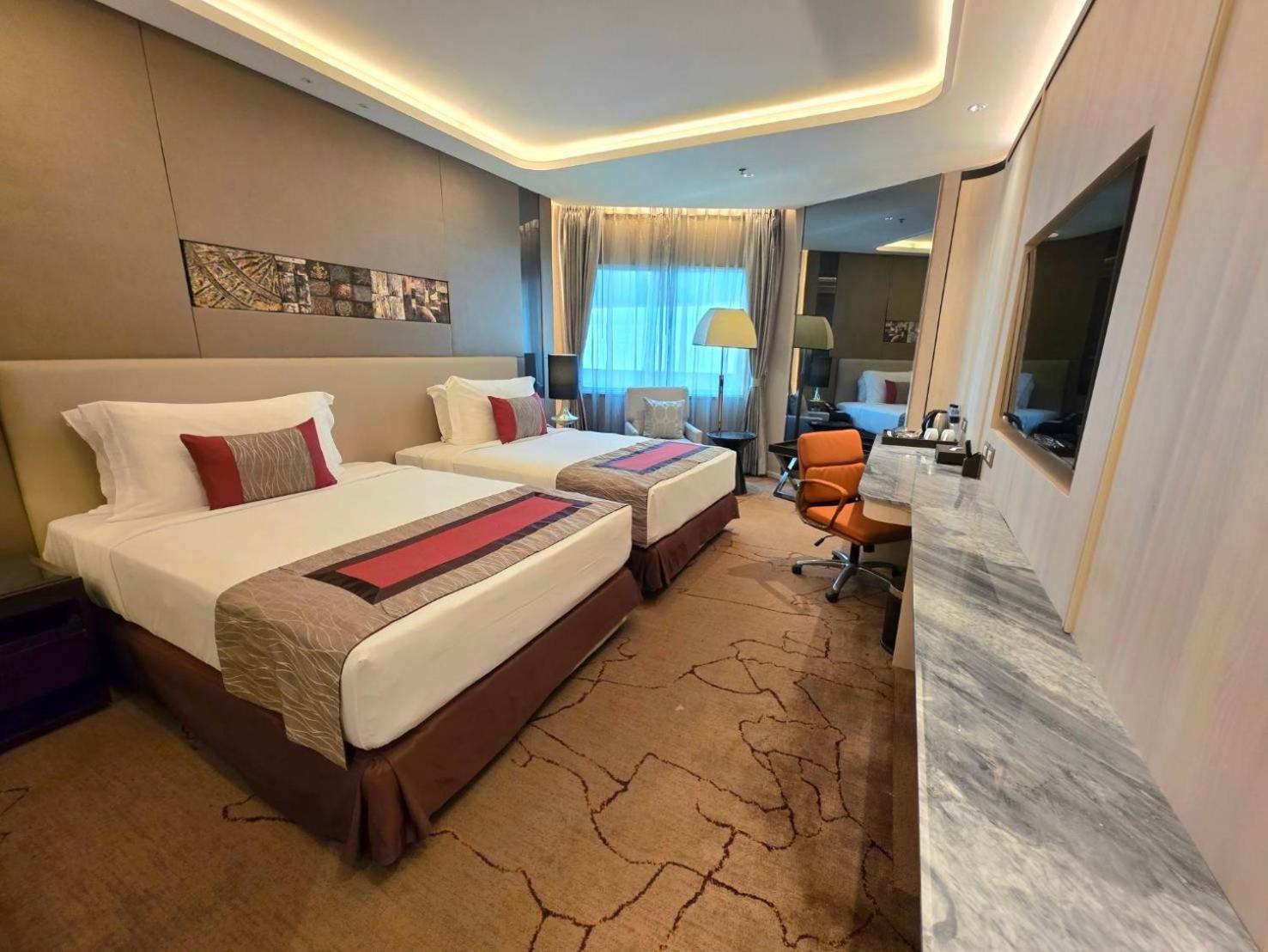 Hotel Graceland By Grace - Sha Extra Bangkok