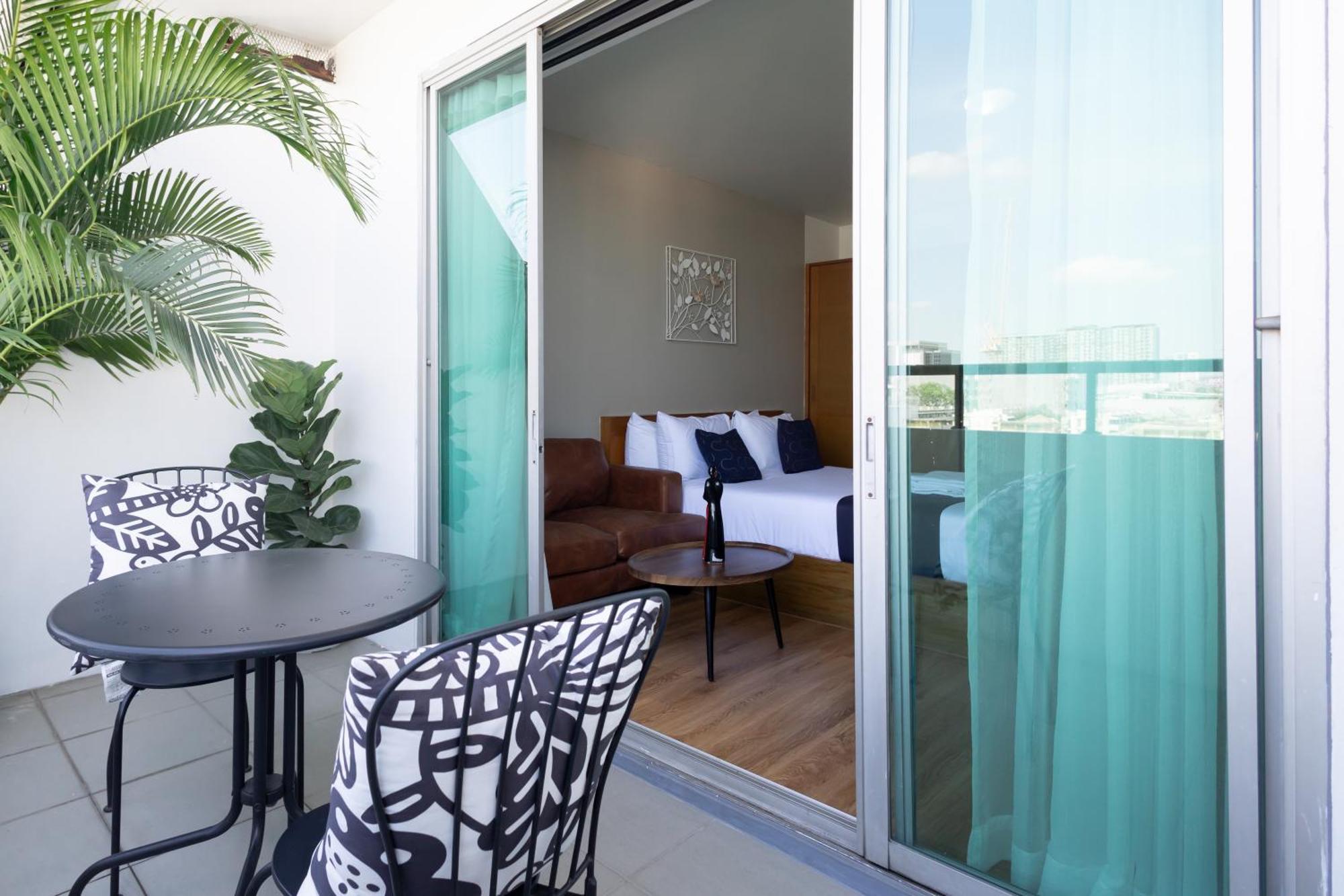 Nature Boutique Ratchayothin Hotel