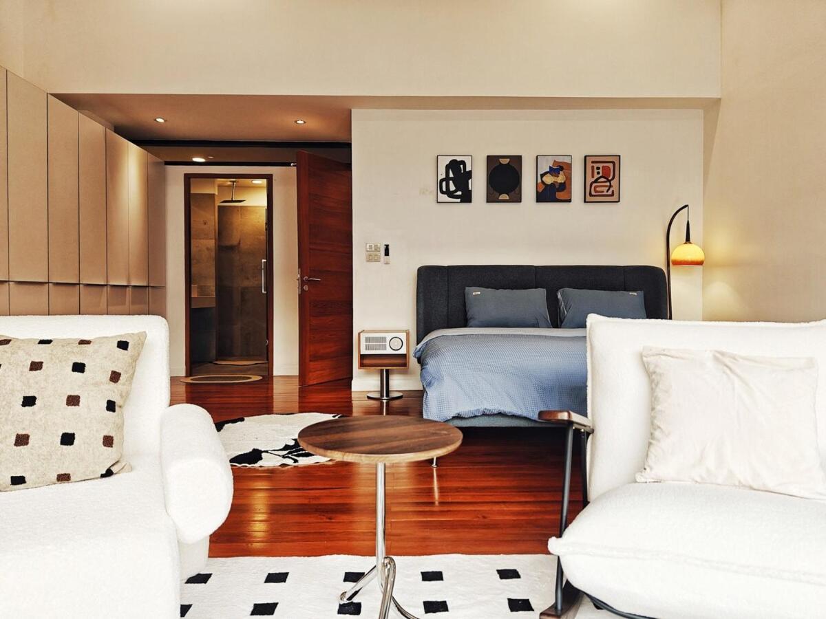 4br Modern Art With Free Wi-fi Netflix Vinyl * Bangkok