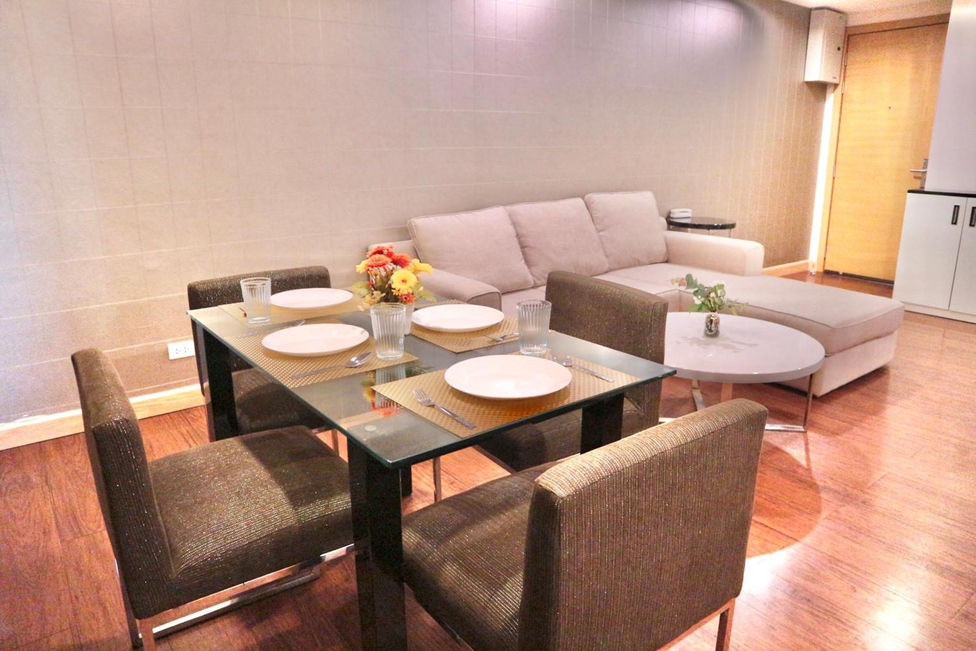 Icon Narindra An Expansive And Elegant With A Complimentary Minibar Service Hotel Bangkok