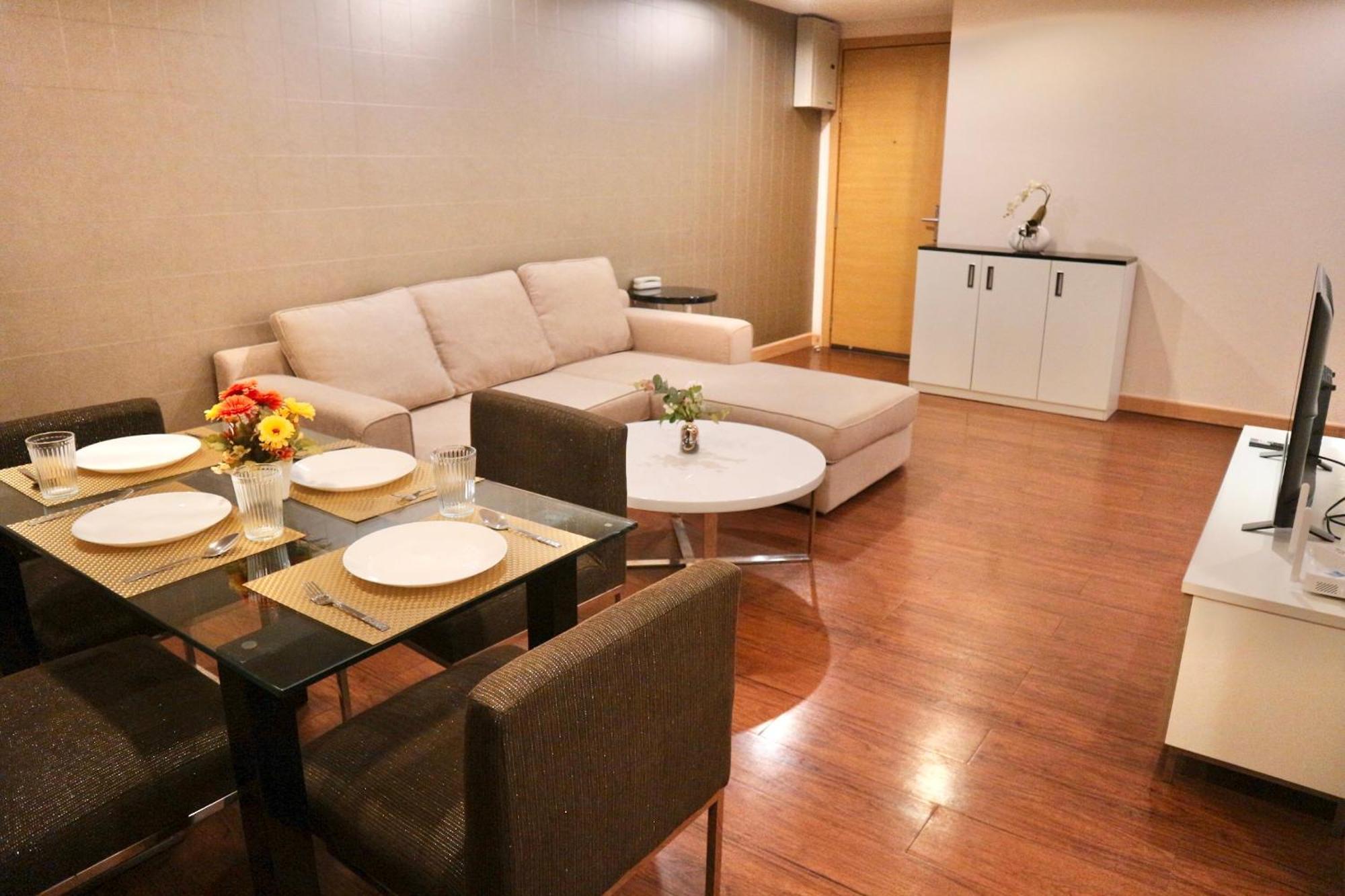 Icon Narindra An Expansive And Elegant With A Complimentary Minibar Service Hotel Bangkok