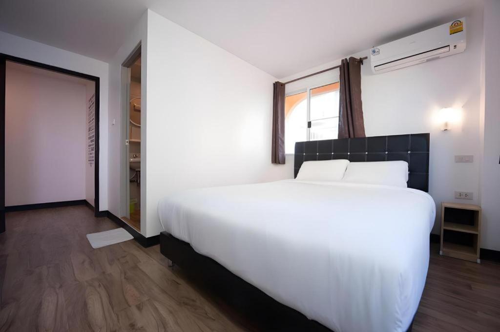 Albergue Hoppers Place Donmuang