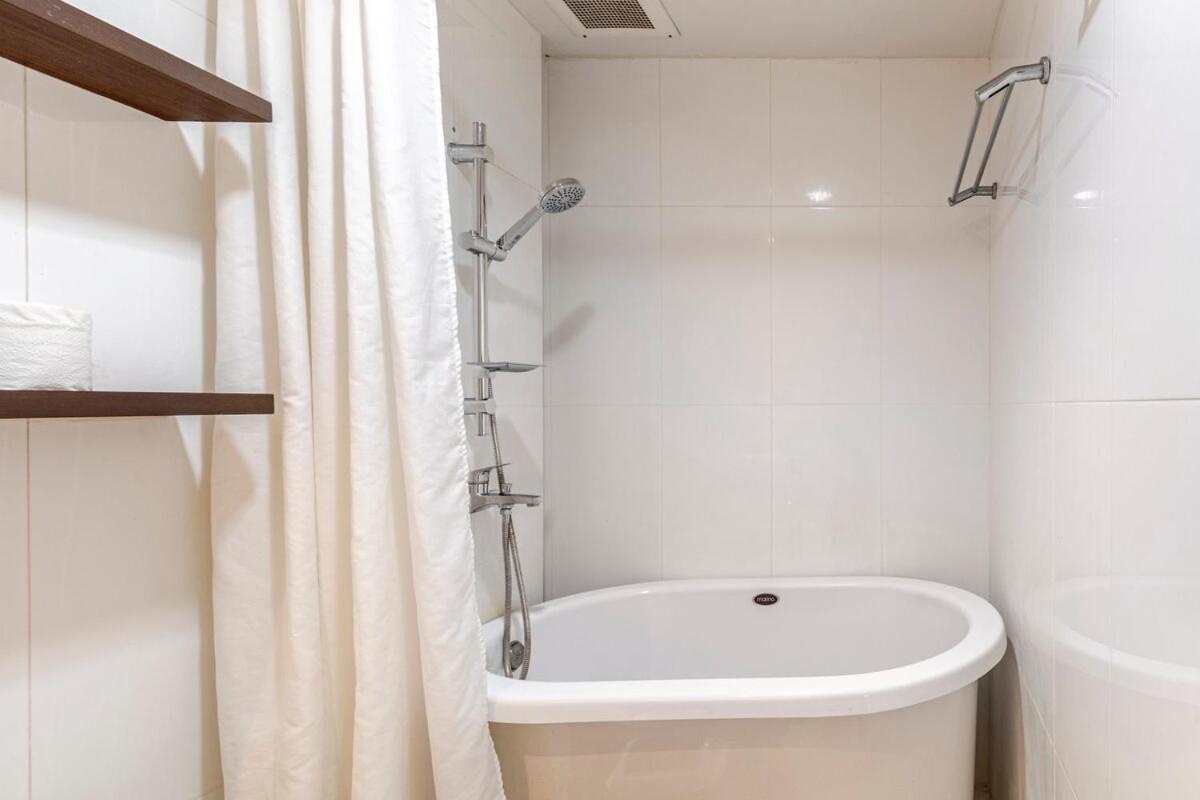Apartemen 2 Bedroom In Downtown Bts Chitlom Bkk