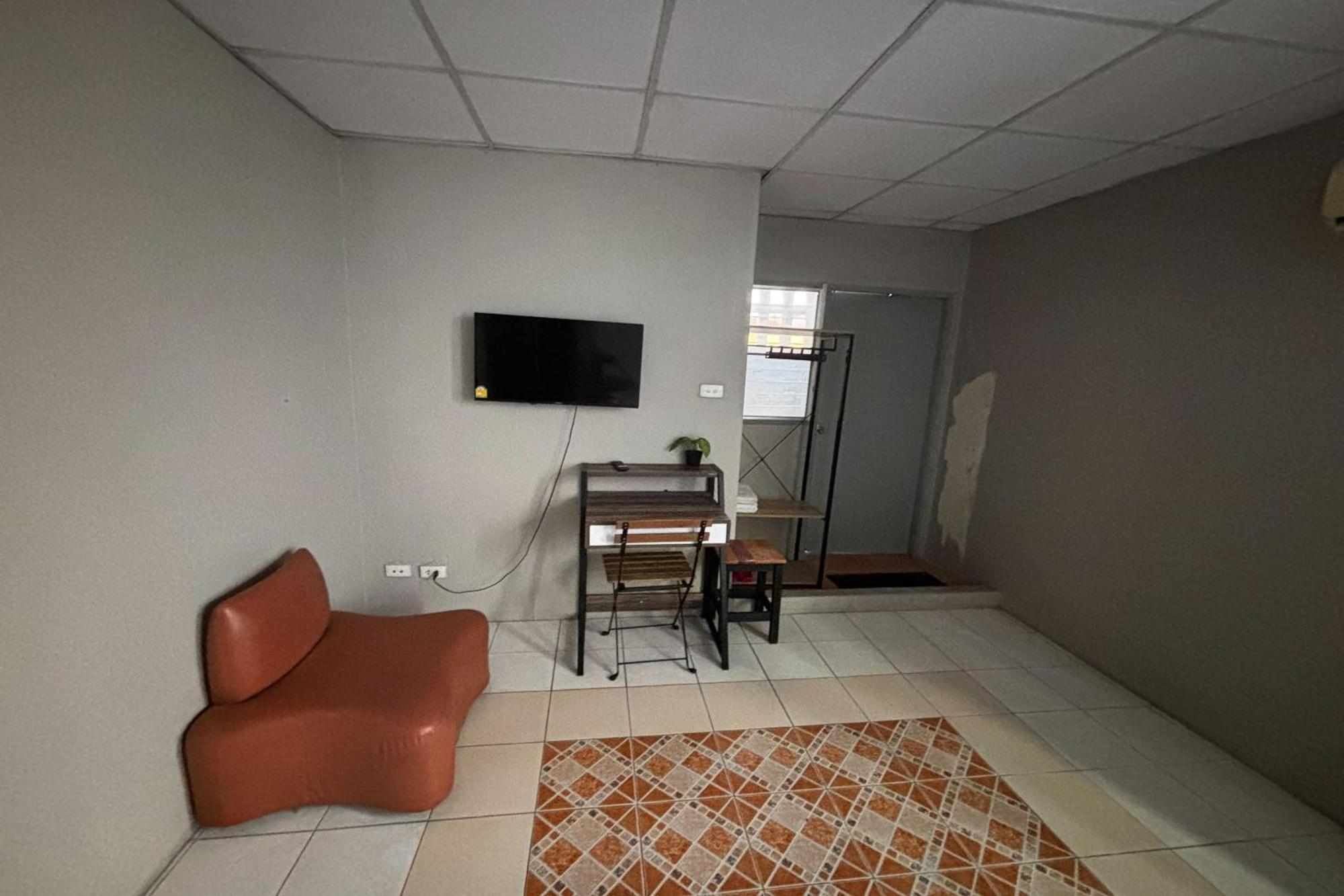 Hotel Oyo 457 Panasan 2*