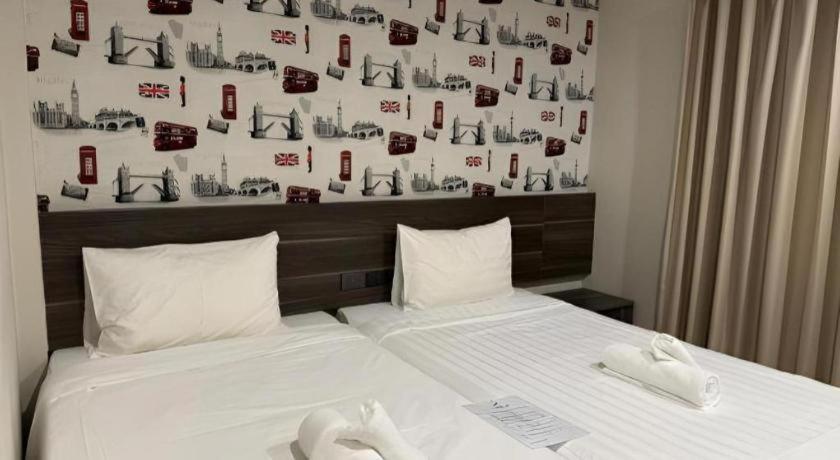 Seoul3 & Slow Bar Cafe Hotel 2*
