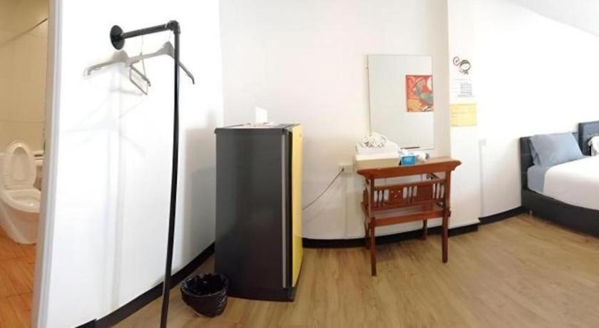 Hoppers Place Donmuang Albergue