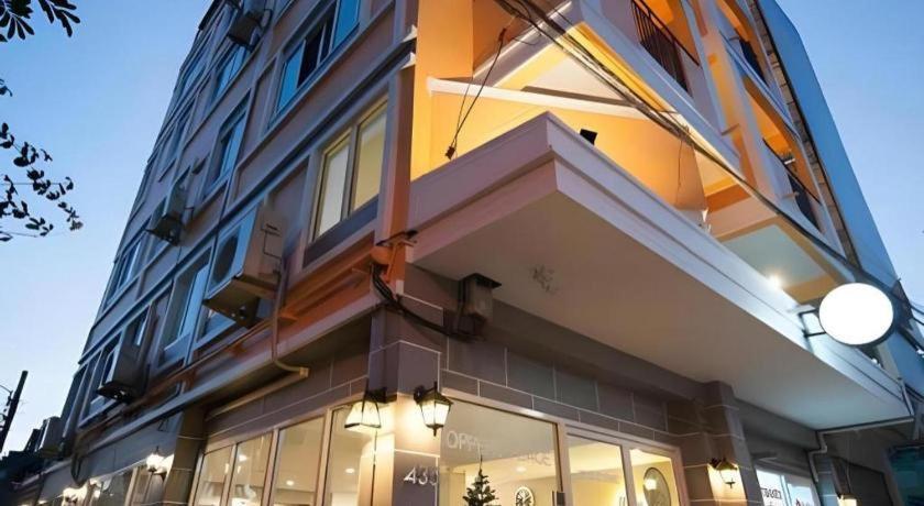 Albergue Hoppers Place Donmuang
