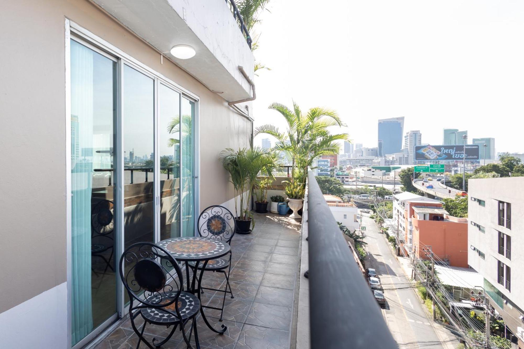 Nature Boutique Ratchayothin 3*