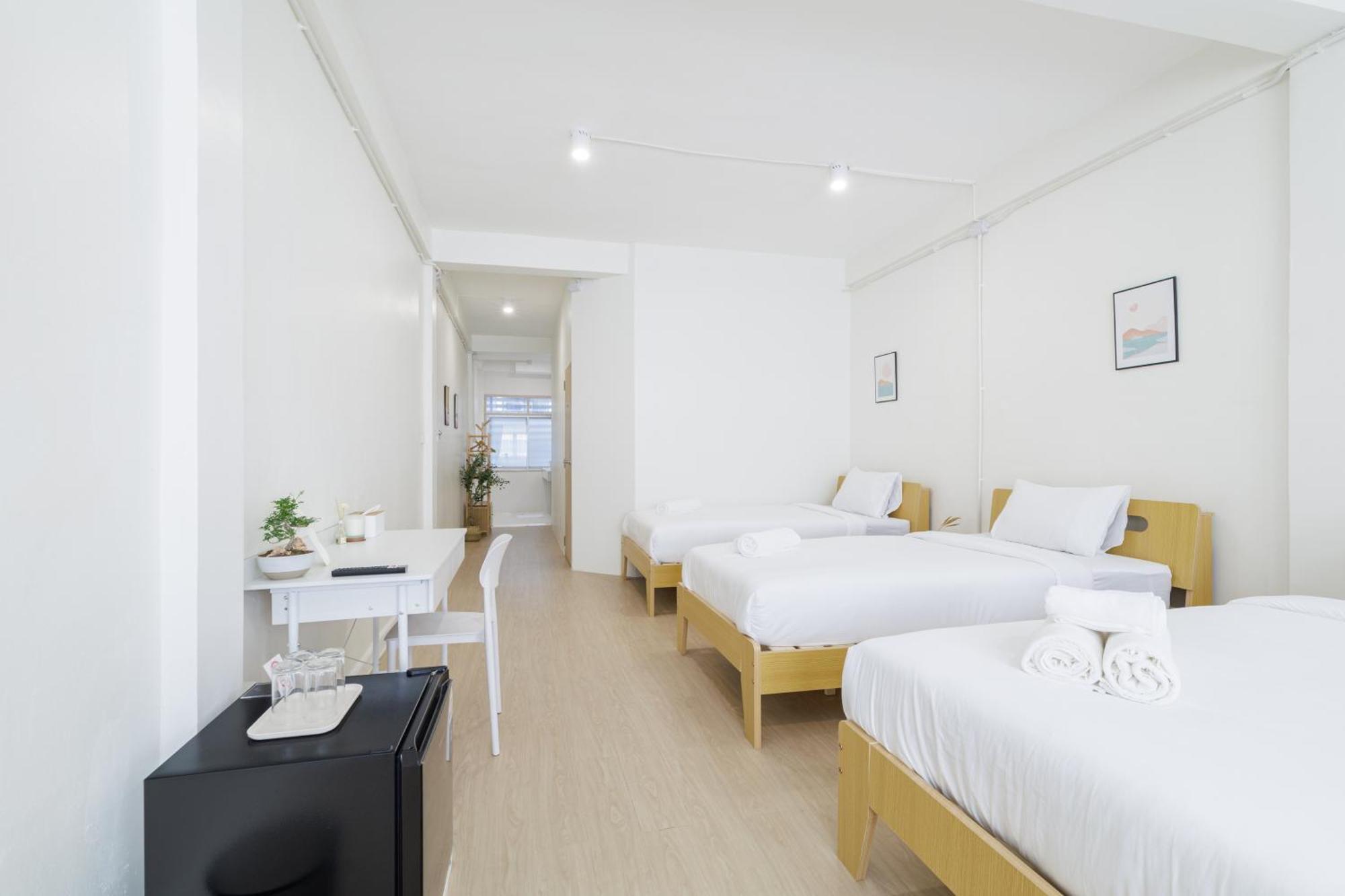 A Townhouse 100m From Bts Bangchak *