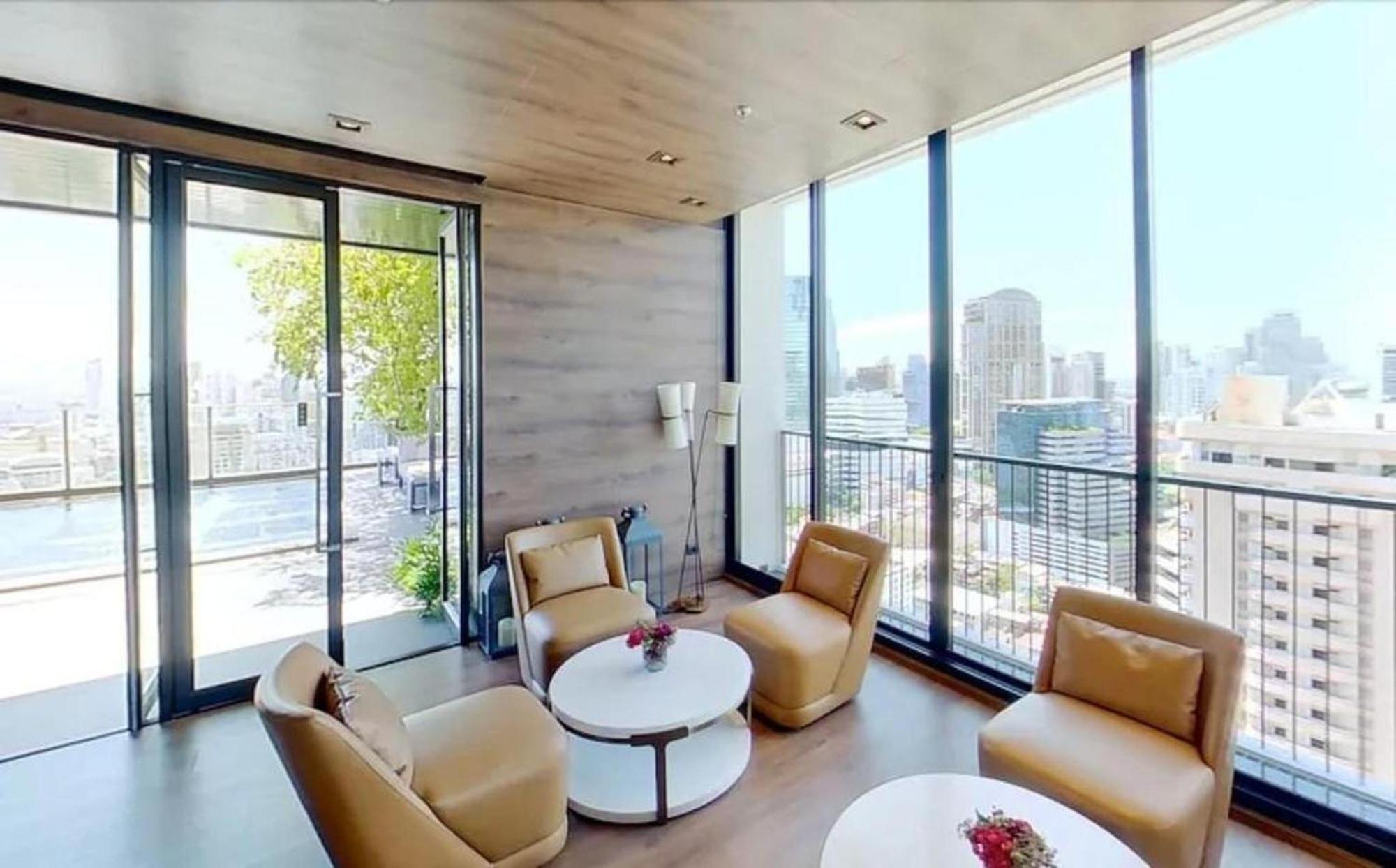 Phrom Phong 1br Luxe With Pool Gym Park Center Pangsapuri