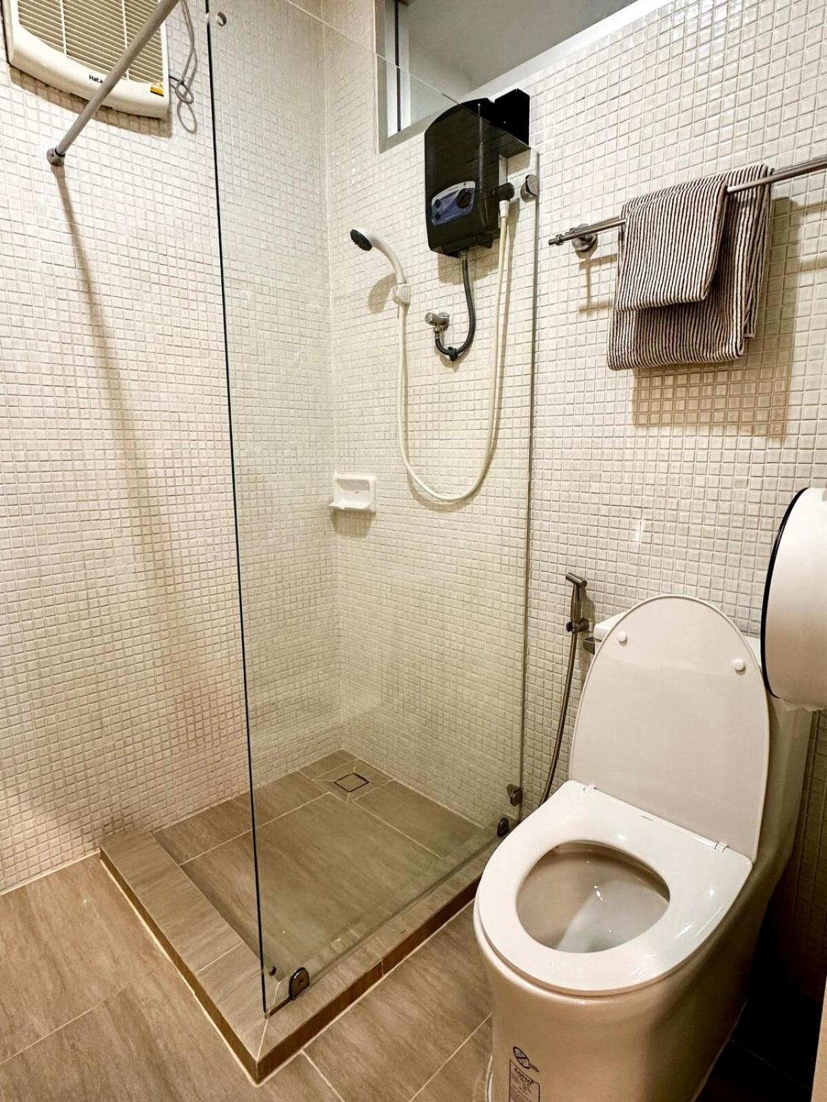 Serene Escape 2 Mins From Srt Wat Samien Nari Apartemen *