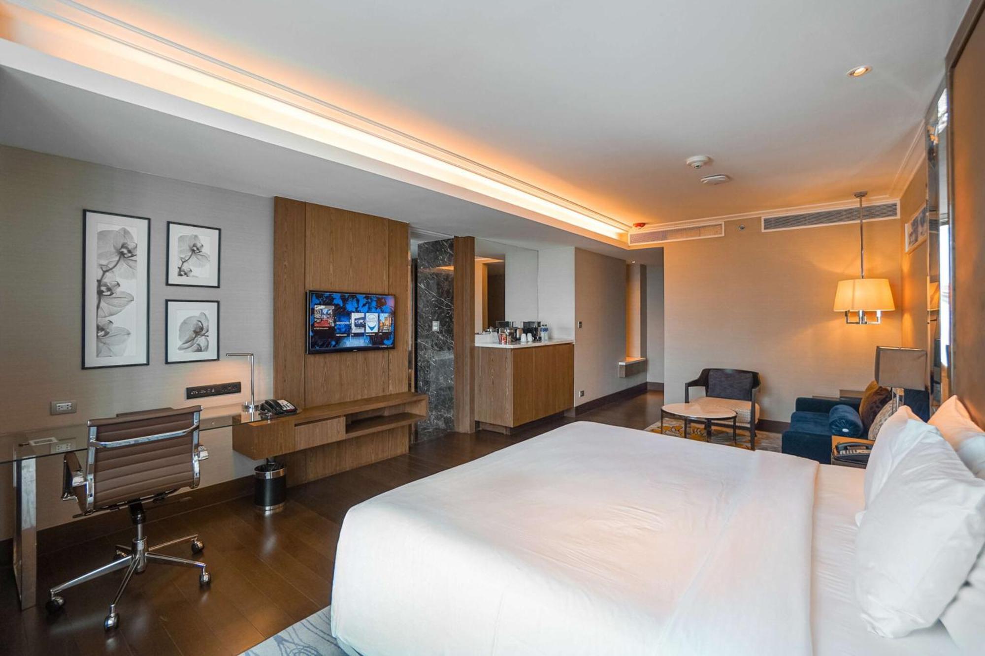 Radisson Blu Plaza