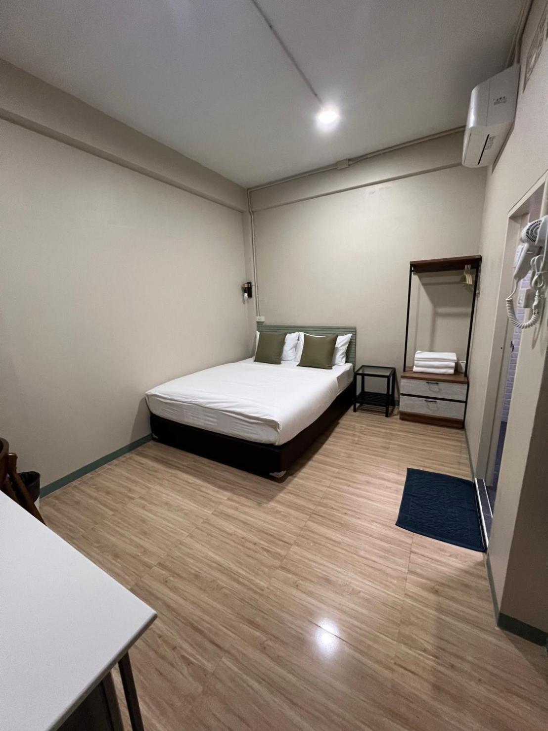Bangwa House - Mrt Bangwa Station Hotel