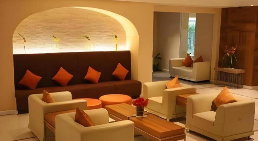 Clef Hotel 5*