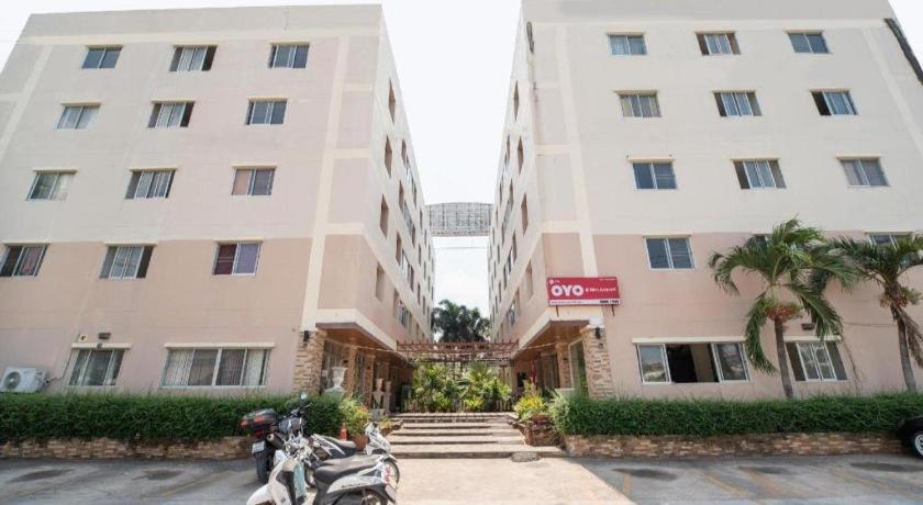 Oyo 519 B Min Airport Hotel 2*